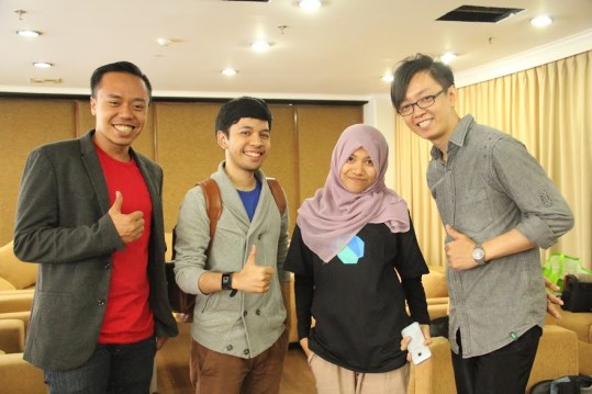Bersama Aji dari Tinker, Sesa dari Kibar, dan Wilson dari Mintsphere